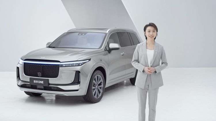 产品经理带你一支视频看懂老子有钱lzyq88ONE！